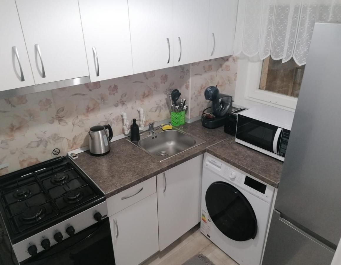 Laroka House Cosy And Modern Apartment Universitate-City Centre Bucureşti Eksteriør bilde